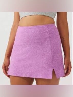 Outdoor Voices Warmup 2.5" Skort in Hydrangea sz XS
